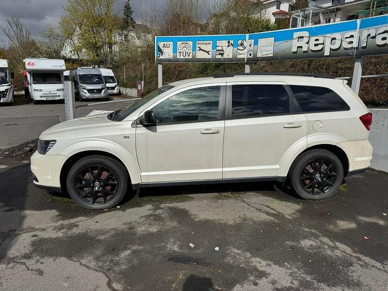 Gebraucht Fiat Freemont Black Code 170 PS (125 kW) 2014 Weiß SUV