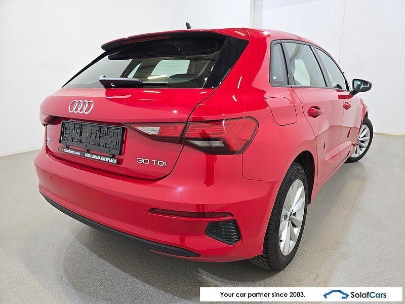 Gebraucht Audi A3 116 PS (85 kW) 2020 Rot Limousine