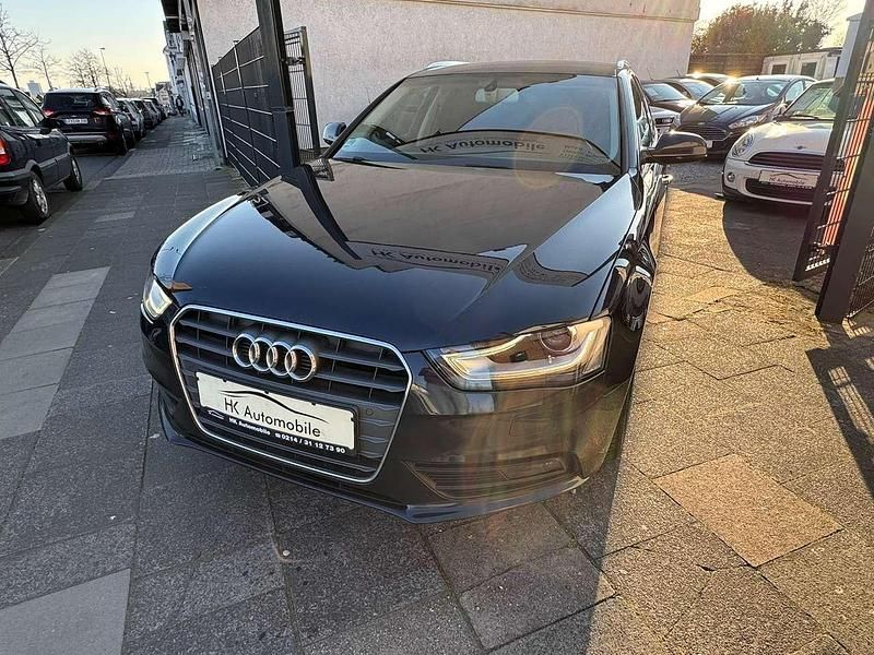 Gebraucht Audi A4 Ambition 150 PS (110 kW) 2014 Blau Kombi