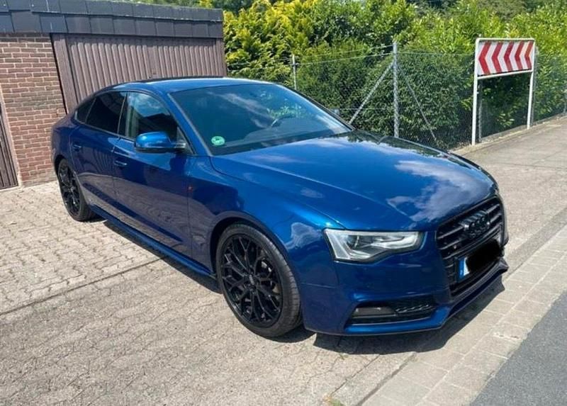 Braun Gebraucht 2012 Audi A5 Sportback S-Line Kleinwagen | 12.200 € (Fairer Preis) - Bild 1/4