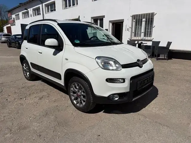 Gebraucht Fiat Panda Cross Cross 95 PS (69 kW) 2016 Weiß Kleinwagen