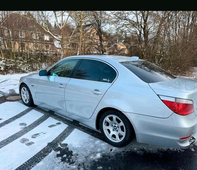 Gebraucht BMW 525 192 PS (141 kW) 2005 Grau Limousine