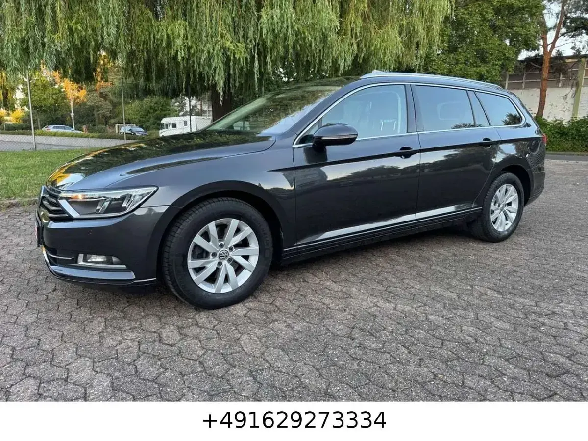 Gebraucht VW Passat Comfortline 150 PS (110 kW) 2019 Grau Kombi