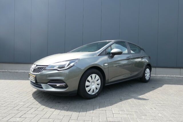 Gebraucht Opel Astra 105 PS (77 kW) 2020 Grau metallic Limousine