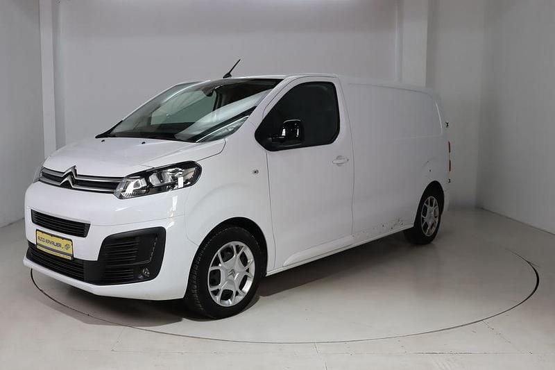 Gebraucht Citroën Jumpy 120 PS (88 kW) 2022 Weiß Van / Kleinbus