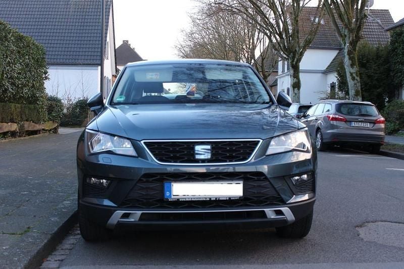 Gebraucht Seat Ateca Style 150 PS (110 kW) 2018 Grau SUV