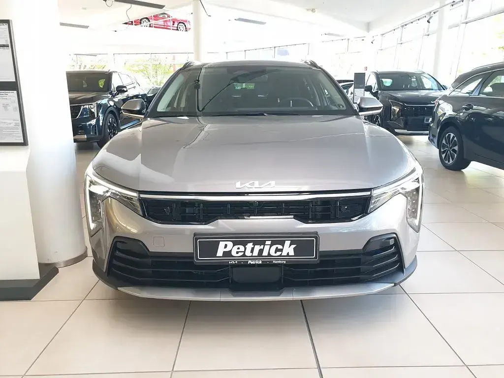 Neu Kia K4 150 PS (110 kW) 2026 Grau Kombi