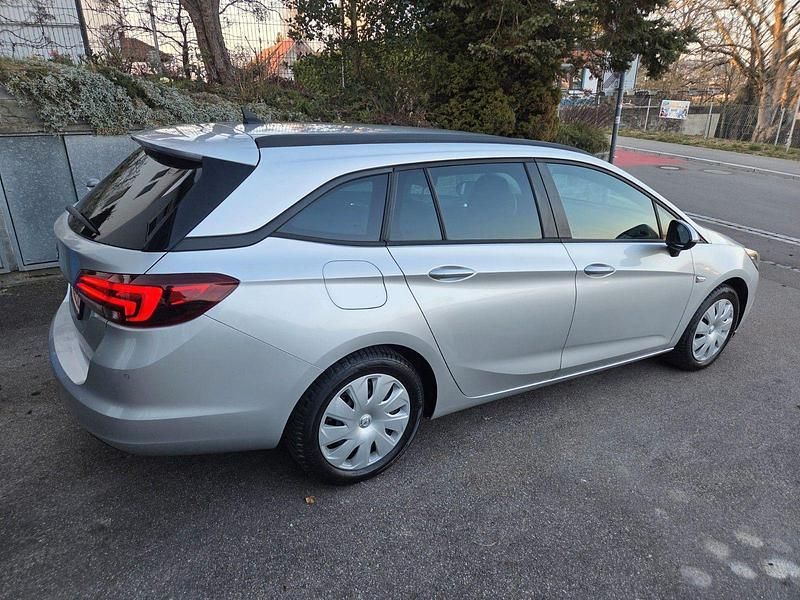 Gebraucht Opel Astra 150 PS (110 kW) 2018 Silber Kombi