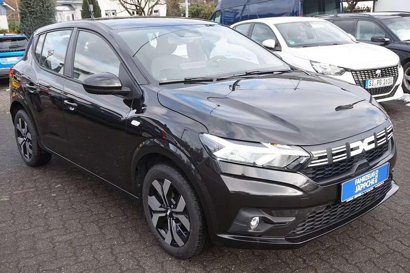 Gebraucht Dacia Sandero Expression 91 PS (66 kW) 2025 Perlmuttschwarz Limousine