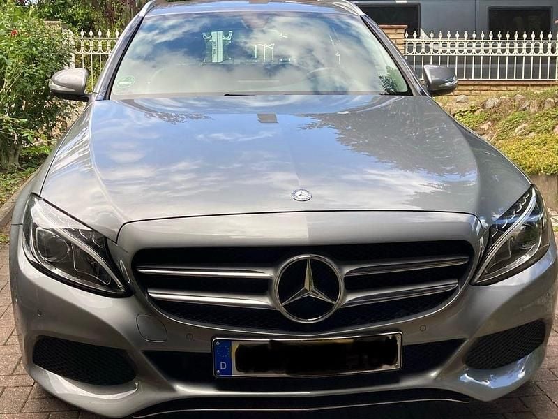 Silber Gebraucht 2014 Mercedes C220 Avantgarde Limousine | 16.800 € (Guter Preis) - Bild 1/4