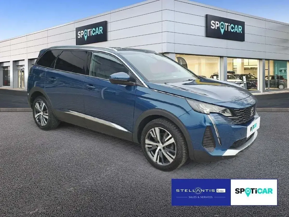 Gebraucht Peugeot 5008 Allure 131 PS (96 kW) 2021 Blau SUV