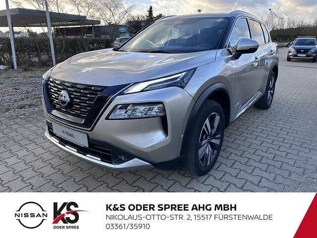 Beige / champagne silver (metallic) Gebraucht 2022 Nissan X-Trail Tekna SUV | 35.990 € (Guter Preis) - Bild 1/4