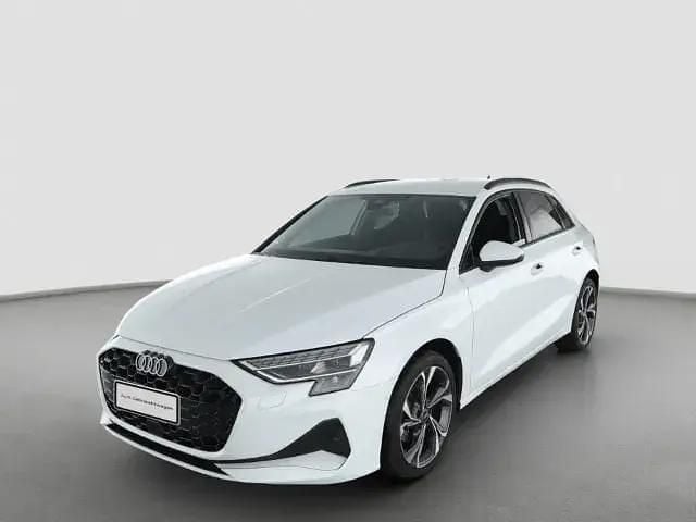 Gebraucht Audi A3 Advanced 116 PS (85 kW) 2025 Limousine