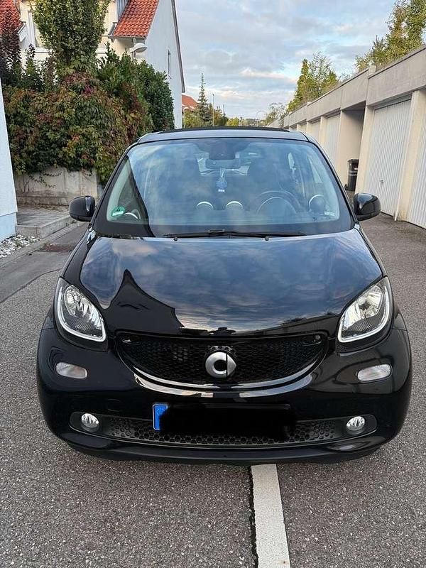 Gebraucht Smart ForFour 71 PS (52 kW) 2015 Schwarz Kleinwagen