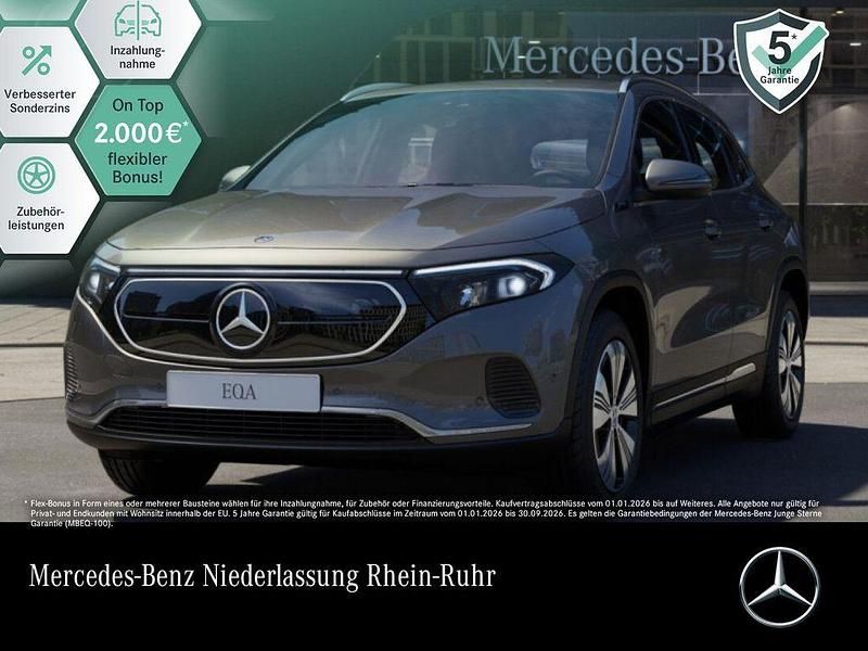 Grau Gebraucht 2022 Mercedes EQA250 Advanced SUV | 27.390 € (Superpreis) - Bild 1/3