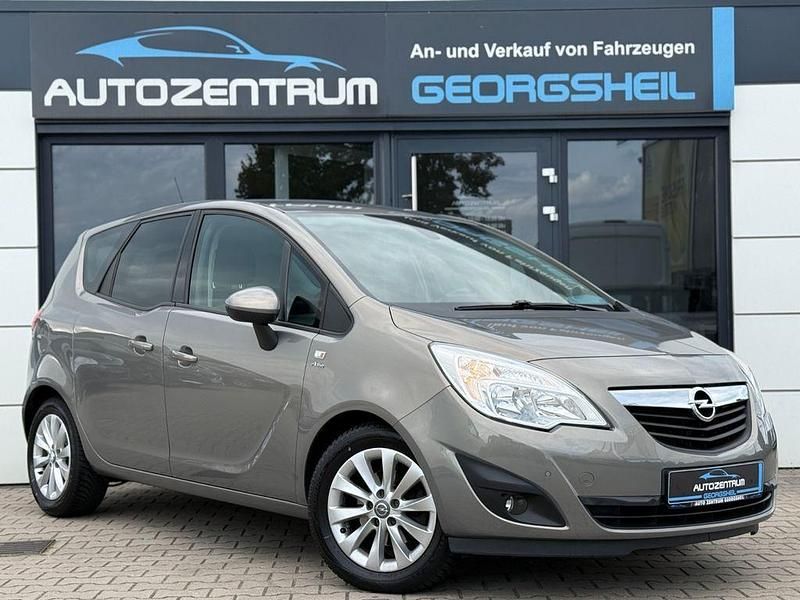 Grau Gebraucht 2013 Opel Meriva Active Van / Kleinbus | 9.499 € (Etwas zu teuer) - Bild 1/4