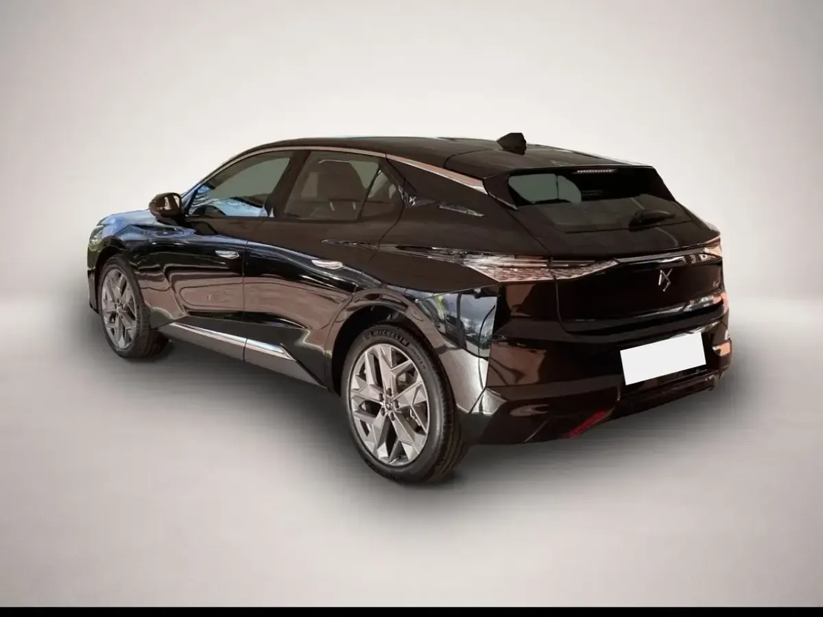 Neu DS Automobiles DS4 131 PS (96 kW) 2025 Schwarz SUV