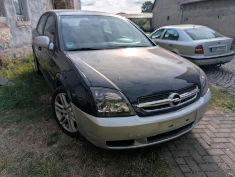 Blau Gebraucht 2004 Opel Vectra Limousine | 800 € (Superpreis) - Bild 1/4