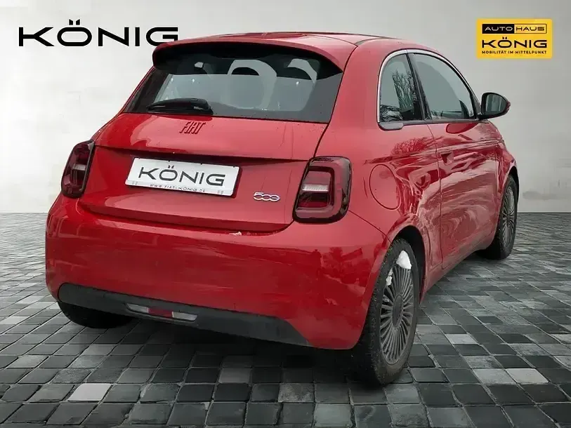 Gebraucht Fiat 500e Red 86 kW (118 PS) 2022 Rot Limousine