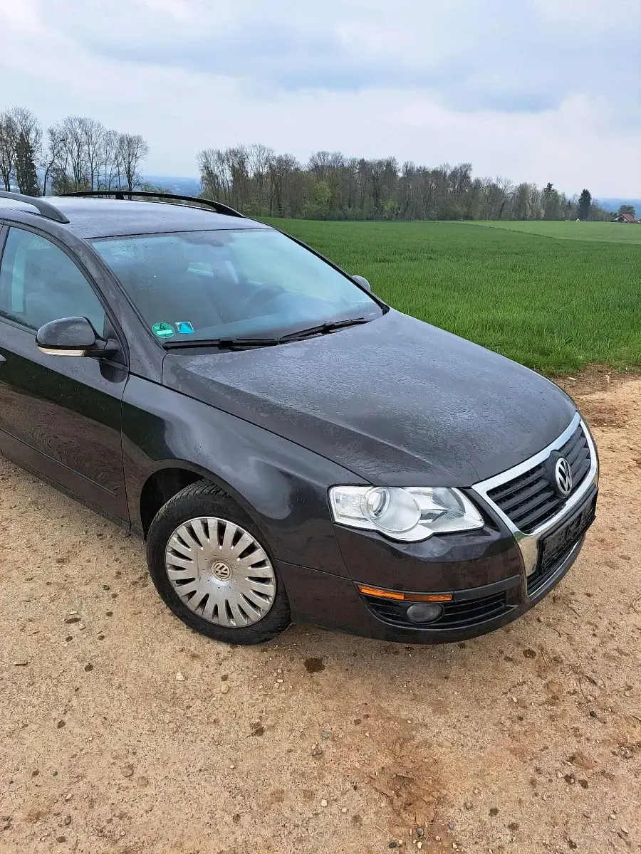 Usata VW Passat 115 CV (84 kW) 2006 Marrone Station wagon