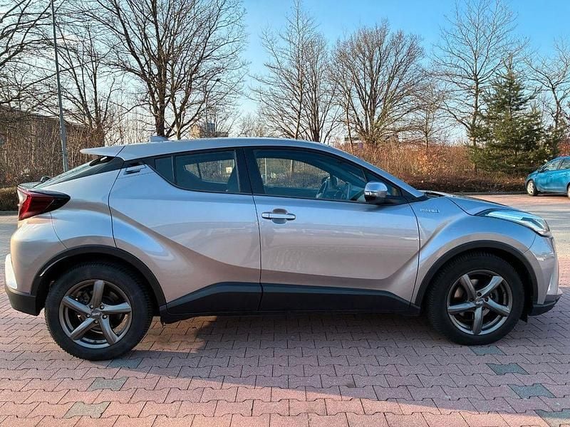 Gebraucht Toyota C-HR 122 PS (89 kW) 2020 Grau SUV