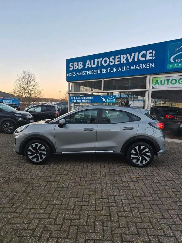 Gebraucht Ford Puma Titanium 125 PS (91 kW) 2022 Silber SUV
