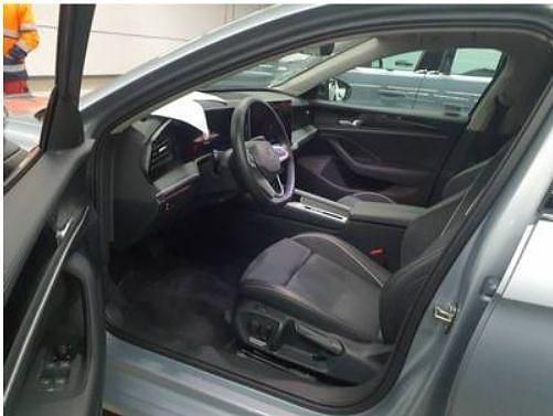 Gebraucht VW Passat Business 204 PS (150 kW) 2025 Silber Limousine