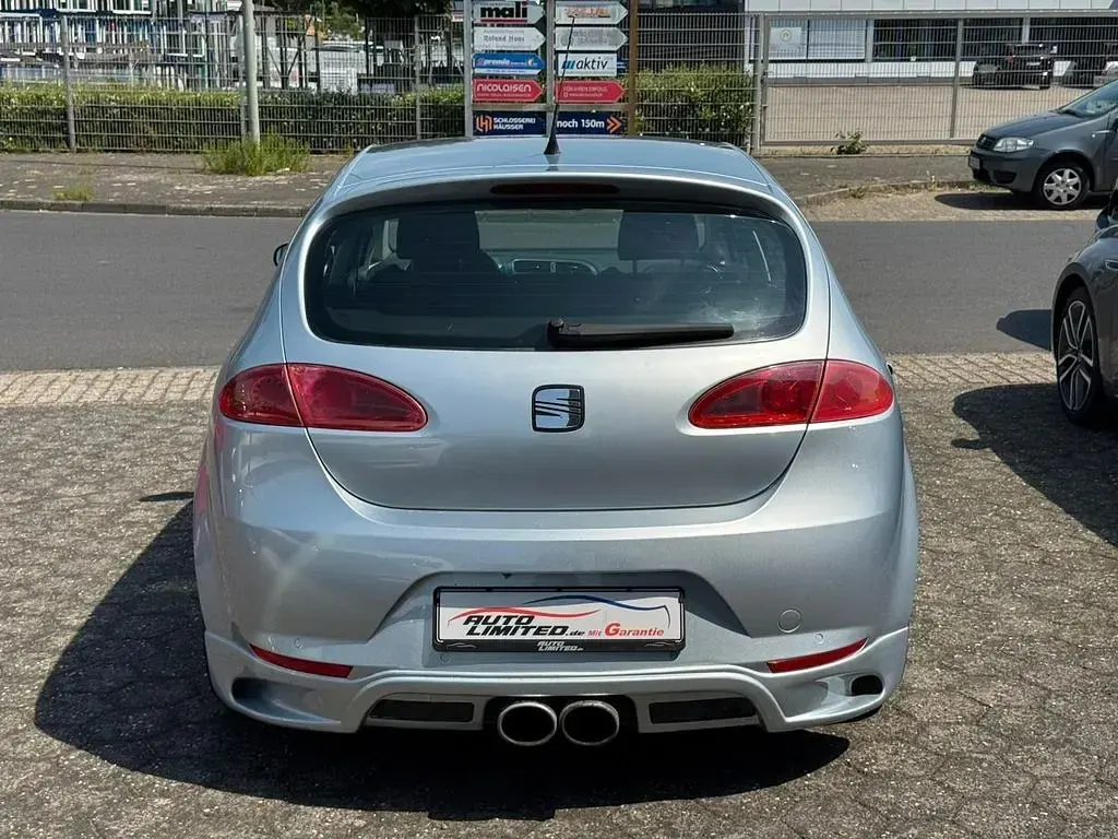 Gebraucht Seat Leon Design 150 PS (110 kW) 2005 Silber Kleinwagen