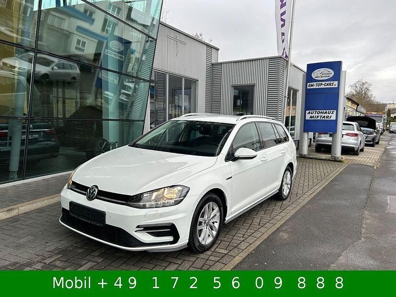 Weiß Gebraucht 2019 VW Golf VII Sport Kombi | 14.000 € (Guter Preis) - Bild 1/4