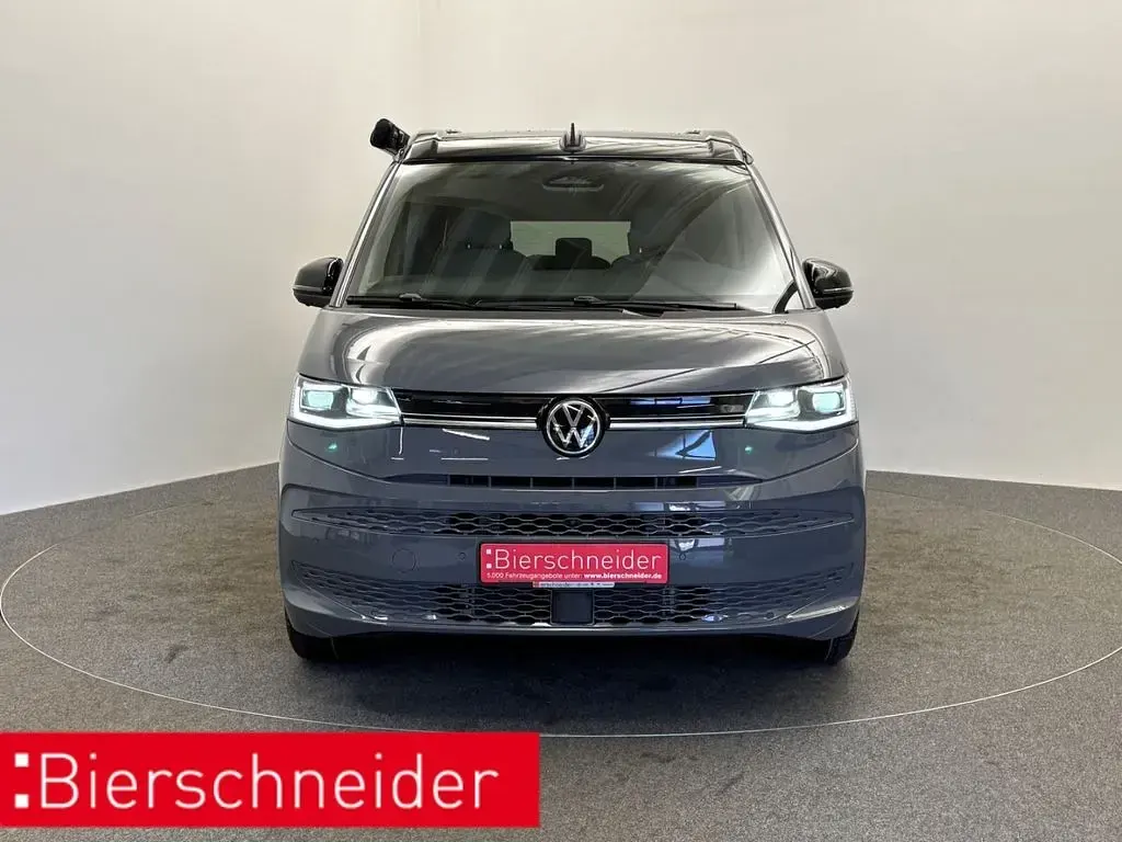 Neu VW T7 California 150 PS (110 kW) 2026 Grau Van