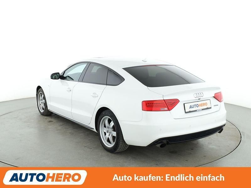 Gebraucht Audi A5 Sportback Comfort 224 PS (164 kW) 2015 Weiß Kleinwagen