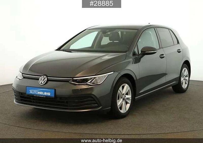 Grau Gebraucht 2020 VW Golf VIII Life Limousine | 19.549 € (Fairer Preis) - Bild 1/4