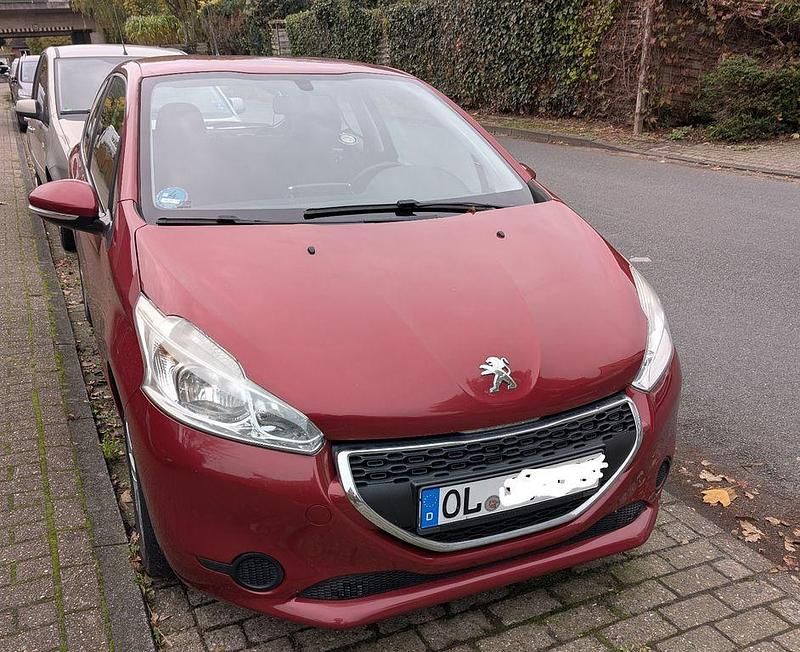 Gebraucht 2012 Peugeot 208 Active Kleinwagen | 4.100 € (Fairer Preis) - Bild 1/4