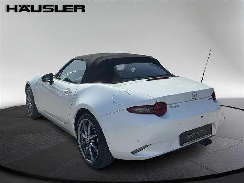 Gebraucht Mazda MX5 Selection 184 PS (135 kW) 2021 Satinweiß metallic Cabrio