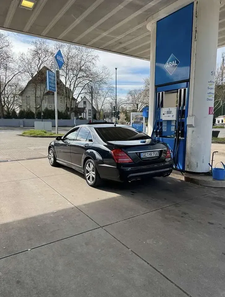 Gebraucht Mercedes S320 AMG 258 PS (189 kW) 2008 Schwarz Limousine
