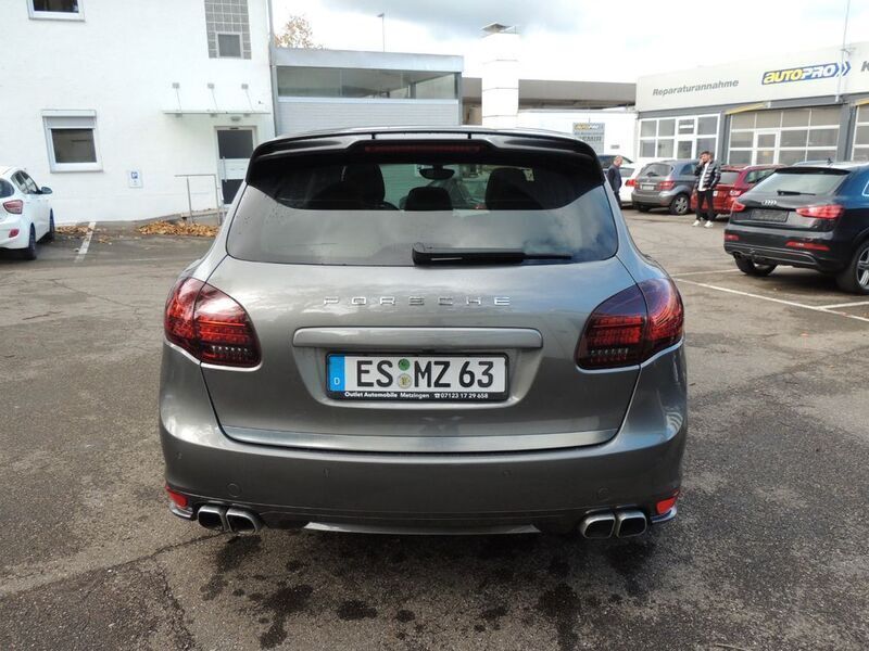 Gebraucht Porsche Cayenne S Diesel Sport 382 PS (280 kW) 2013 Meteorgraumetallic SUV