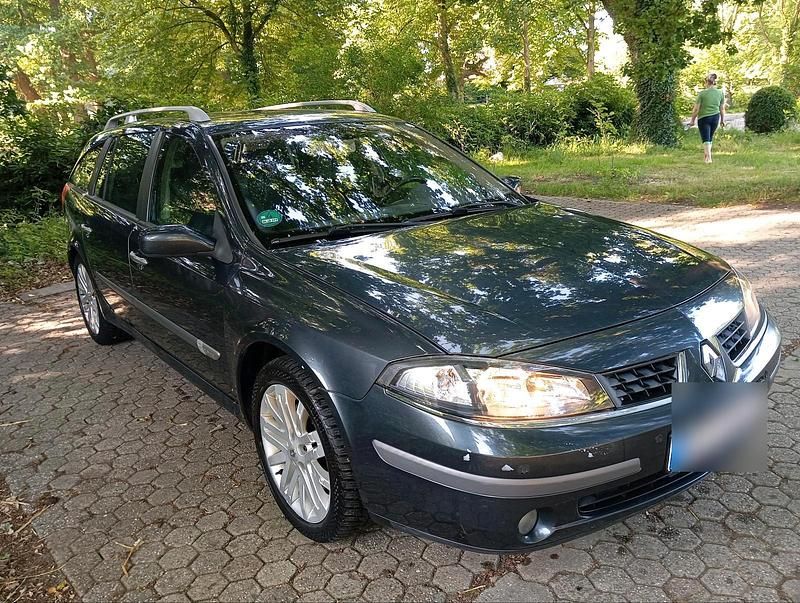 Schwarz Gebraucht 2007 Renault Laguna III Limousine | 1.650 € - Bild 1/4