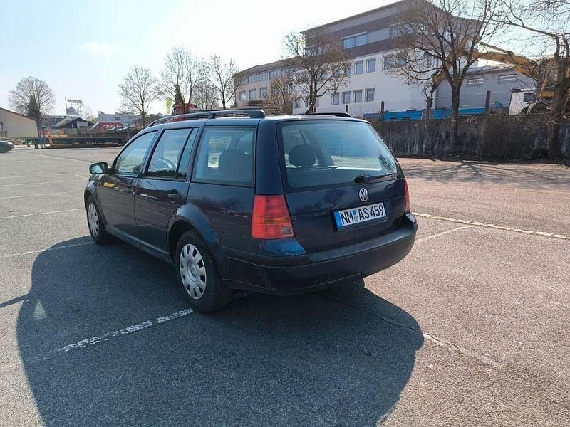 Gebraucht VW Golf IV 105 PS (77 kW) 2003 Blau Kombi