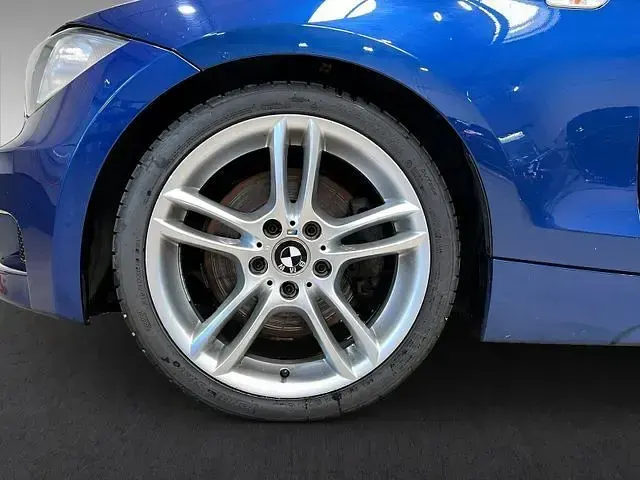 Gebraucht BMW 123 Coupé M Sport 204 PS (150 kW) 2010 Lemansblau (metallic) Coupé