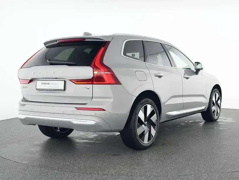 Gebraucht Volvo XC60 Plus 455 PS (334 kW) 2025 Silber SUV