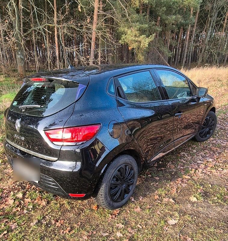 Schwarz Gebraucht 2016 Renault Clio IV LIMITED Kleinwagen | 5.800 € (Guter Preis) - Bild 1/4