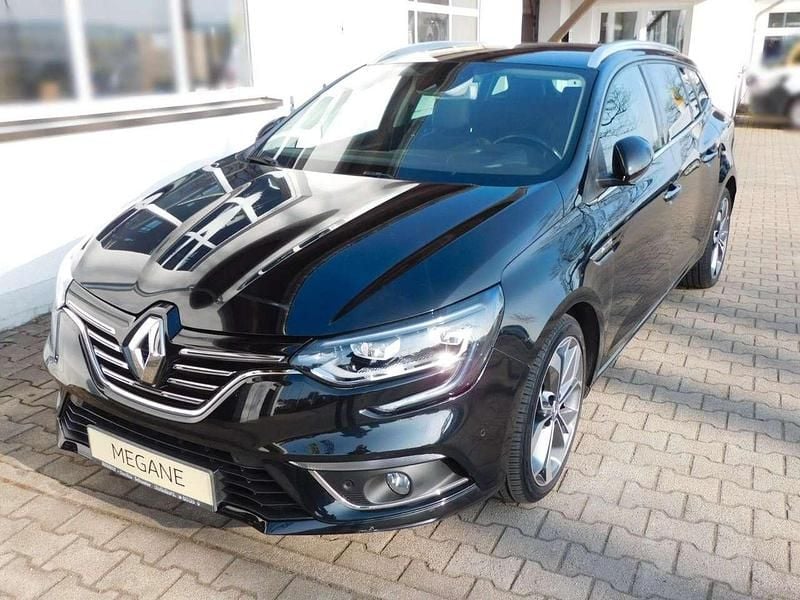 Perlmuttschwarz Gebraucht 2017 Renault Mégane GrandTour Bose Edition Kombi | 11.900 € (Guter Preis) - Bild 1/4