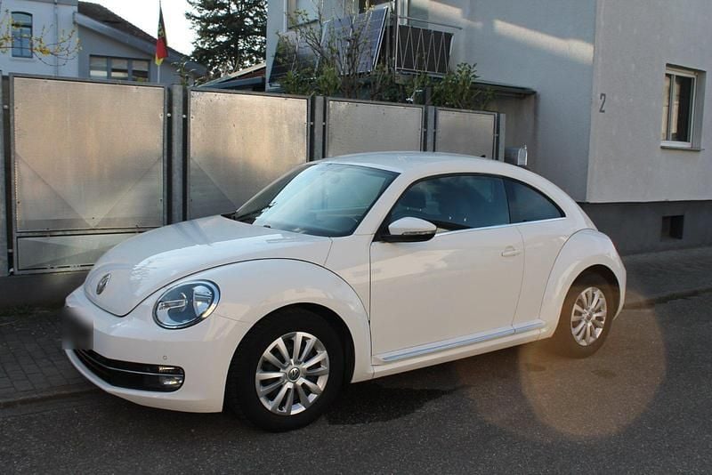 Gebraucht VW Beetle 105 PS (77 kW) 2012 Weiß Kleinwagen