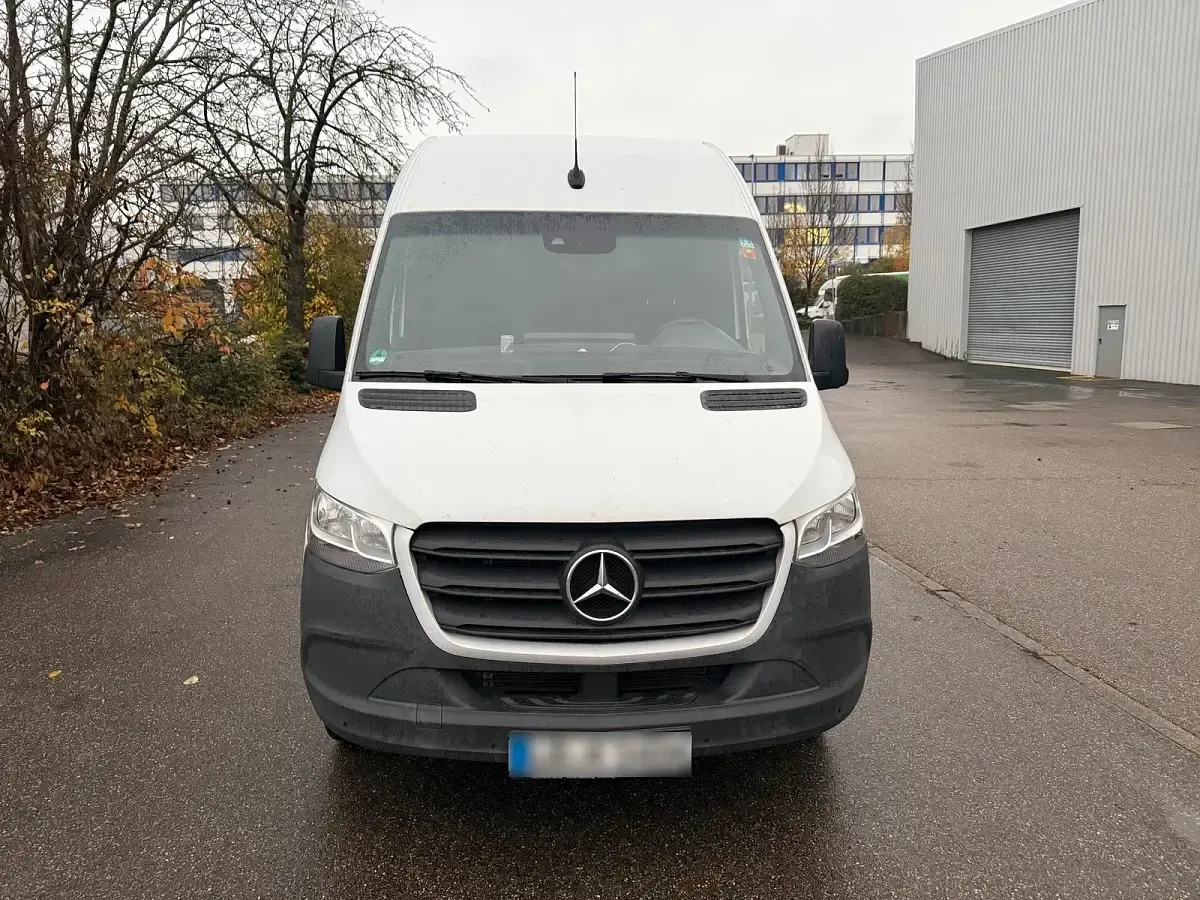 Gebraucht Mercedes Sprinter 170 PS (125 kW) 2023 Weiß Van