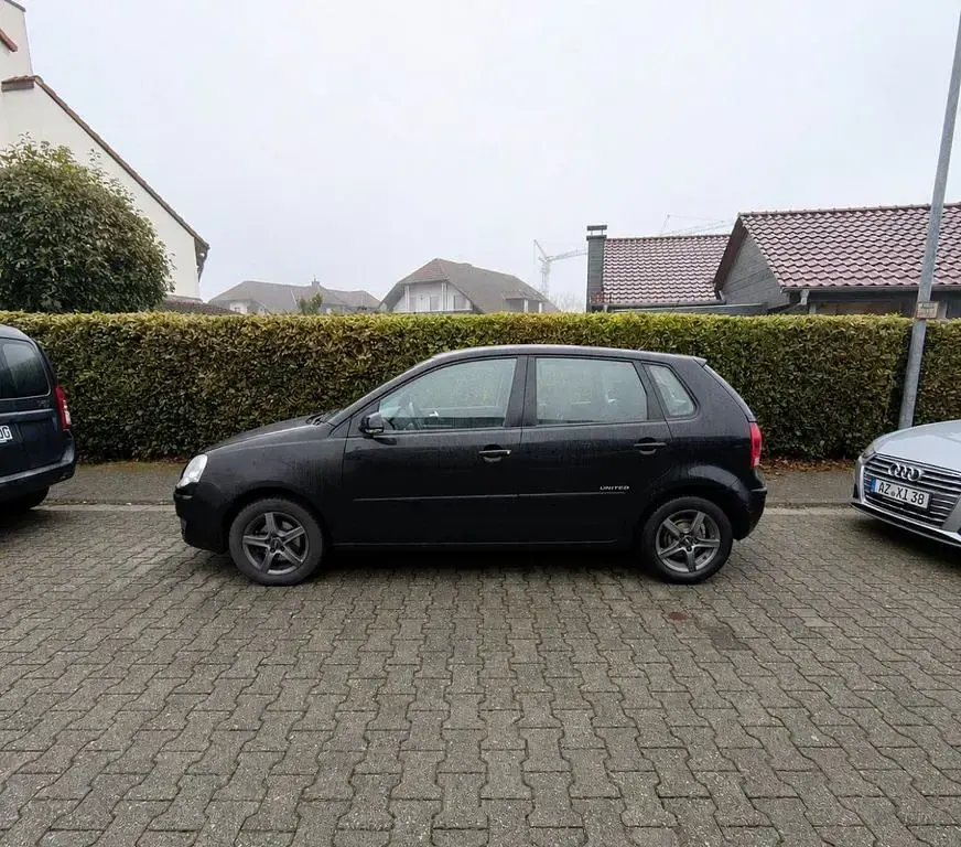 Gebraucht VW Polo United 60 PS (44 kW) 2008 Schwarz Kleinwagen