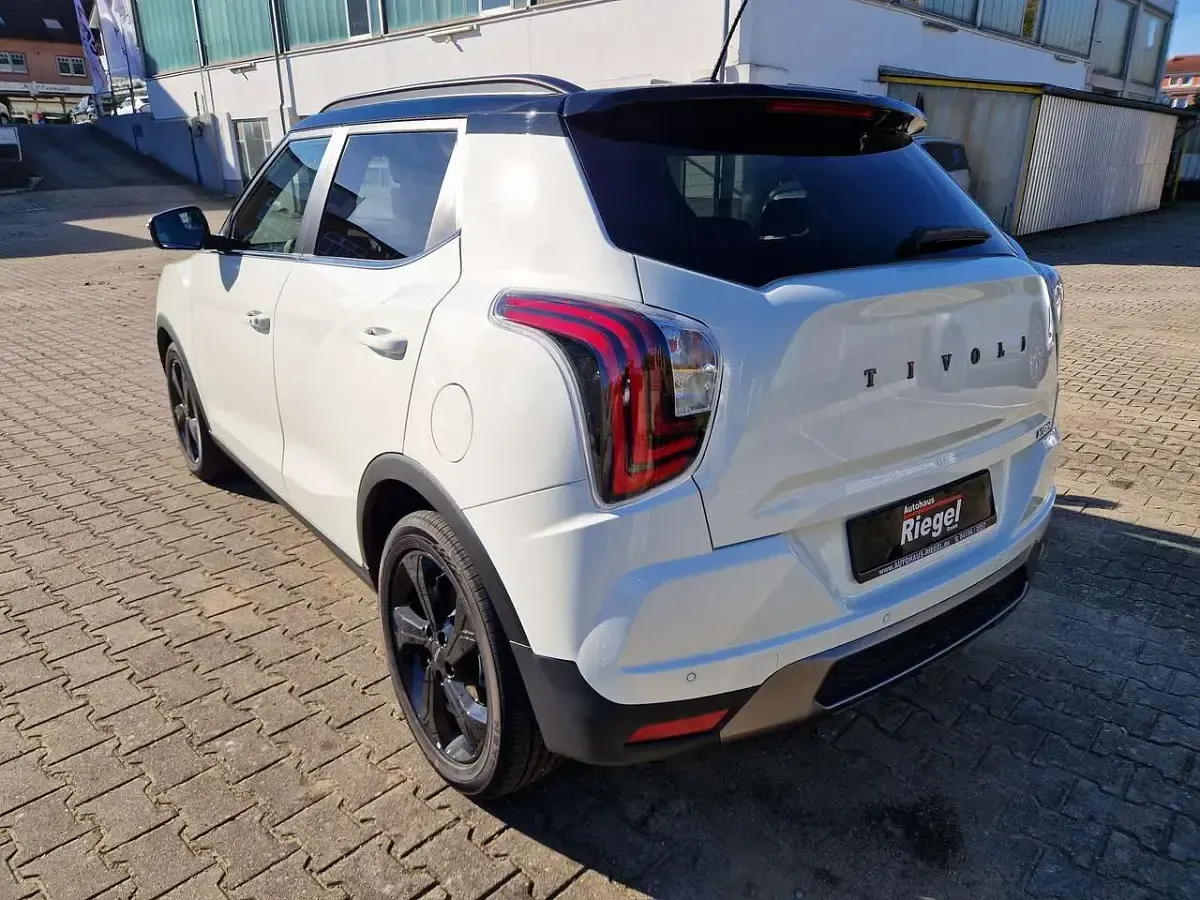 Gebraucht KGM Tivoli 163 PS (119 kW) 2026 Weiß SUV