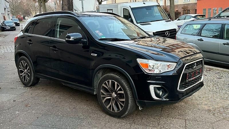 Gebraucht Mitsubishi ASX Diamant Edition 150 PS (110 kW) 2015 Schwarz SUV