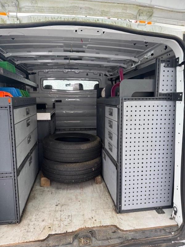 Gebraucht Opel Vivaro 112 PS (82 kW) 2014 Weiß Van / Kleinbus