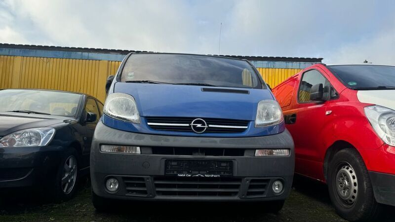 Grau Gebraucht 2006 Opel Vivaro Van | 2.450 € (Superpreis) - Bild 1/4