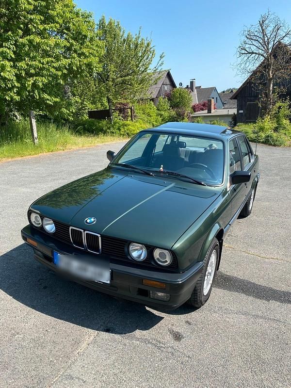 Gebraucht BMW 318 118 PS (86 kW) 1988 Grün Limousine